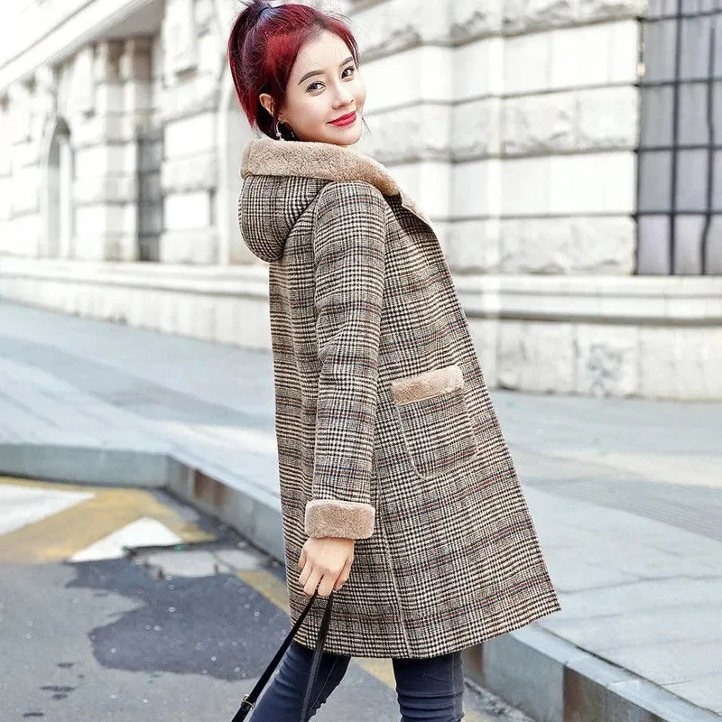 2023 Winter New Hooded Thickened Wool Plaid Coat Rabbit Hair Simple Fur Thickened Warm Long Hooded H-shaped Women's High Grade