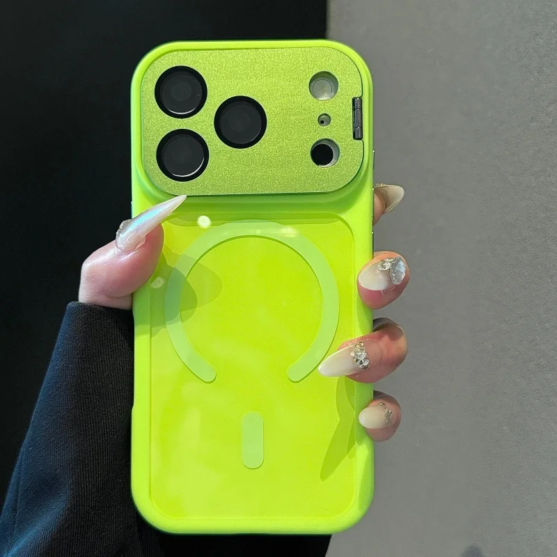 Sleek Matte Metal Camera Protector with MagSafe-Compatible Magnetic Shockproof Cover