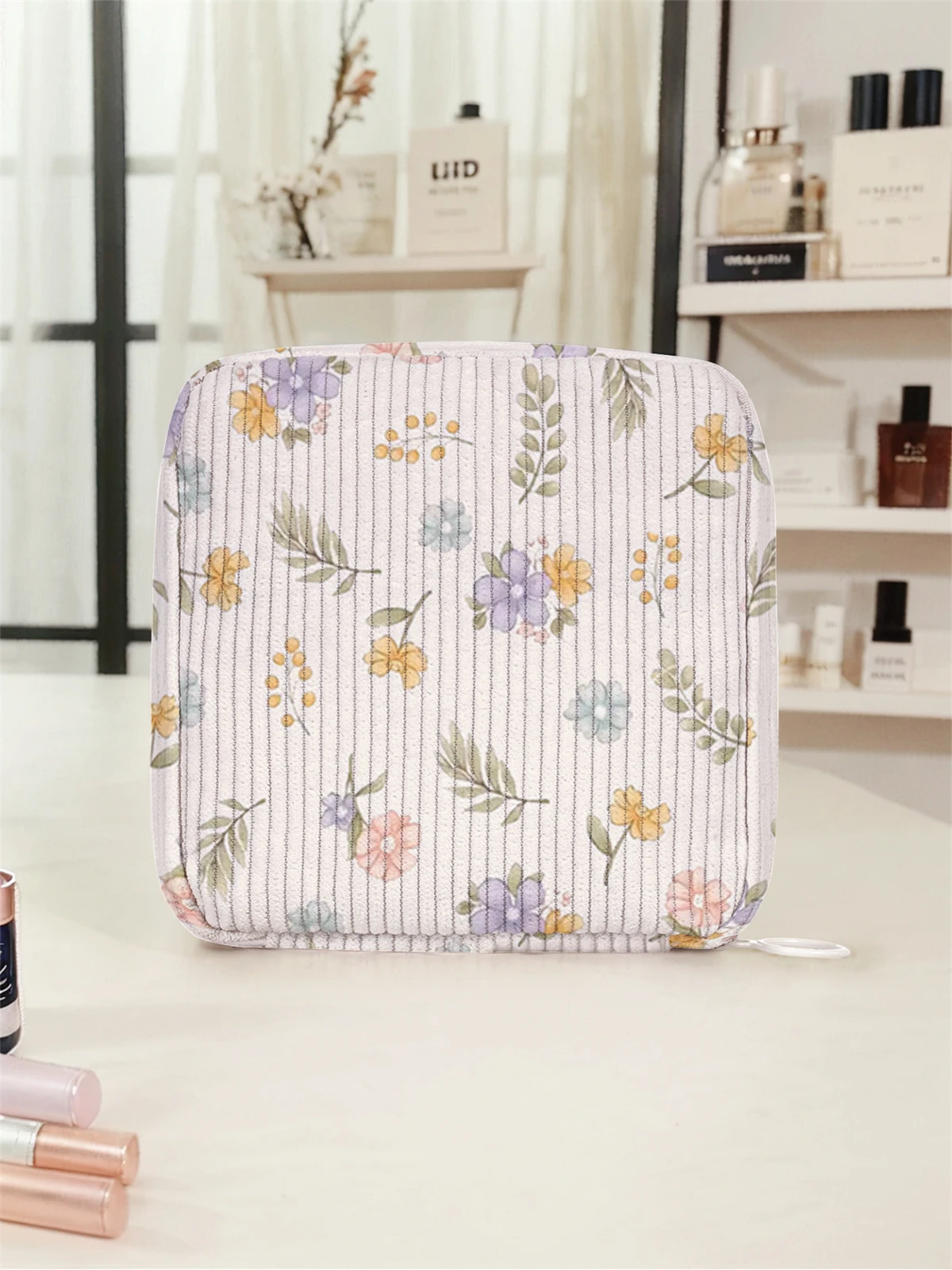 Floral pattern printed sanitary napkin storage bag, women's lightweight tissue bag, sanitary tissue bag