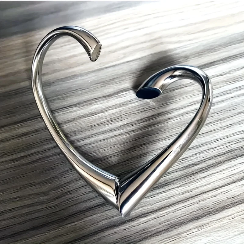 Gancio per borsa in lega stile bohémien con gancio girevole per portafoglio da scrivania a forma di cuore, portaborse portatile, adatto per viaggi e regali - immagine 3