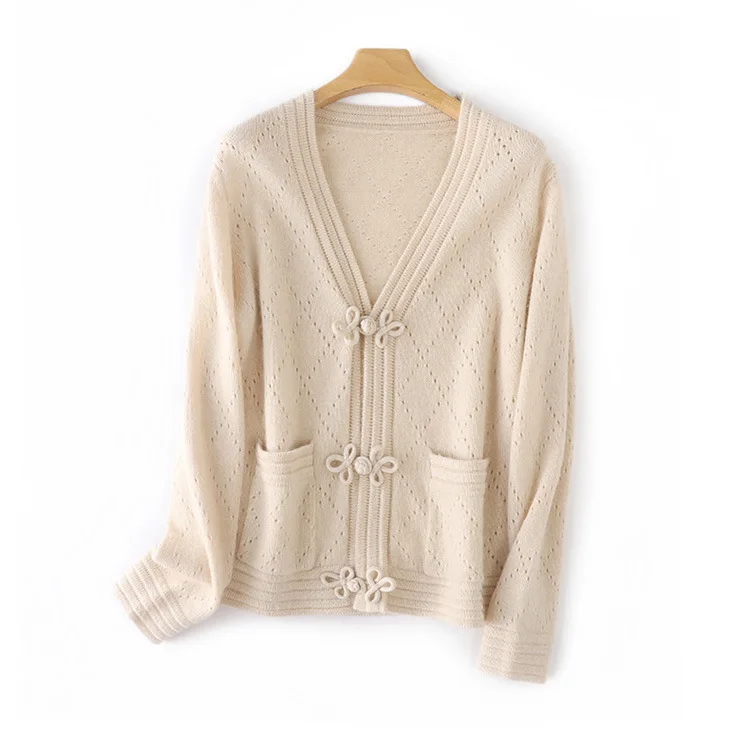 

2023 Women's Clothing New V-neck wool cardigan women's large size loose sweater jacket velvet knitted bottoming shirt