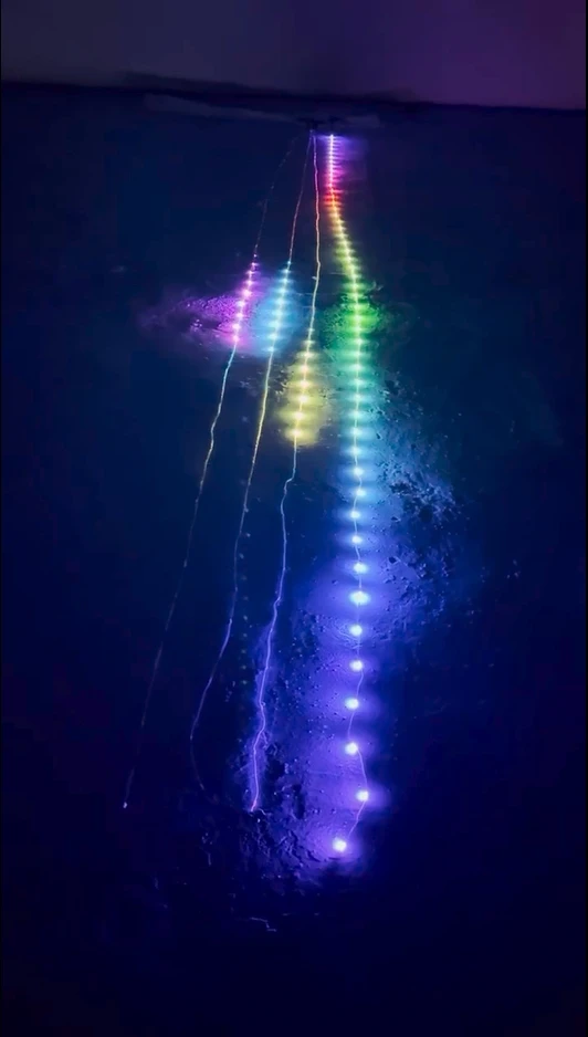 5M 10M LED String lights for line decoration Big Triangle LED delta Inflatable kite with speed and color control 5