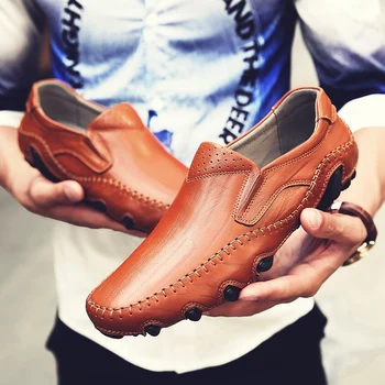 Vendita calda Mocassini in pelle slip-on per uomo Scarpe casual da uomo eleganti Scarpe da guida per passeggiate per il tempo libero Calzature da lavoro all'aperto Mocassini 1
