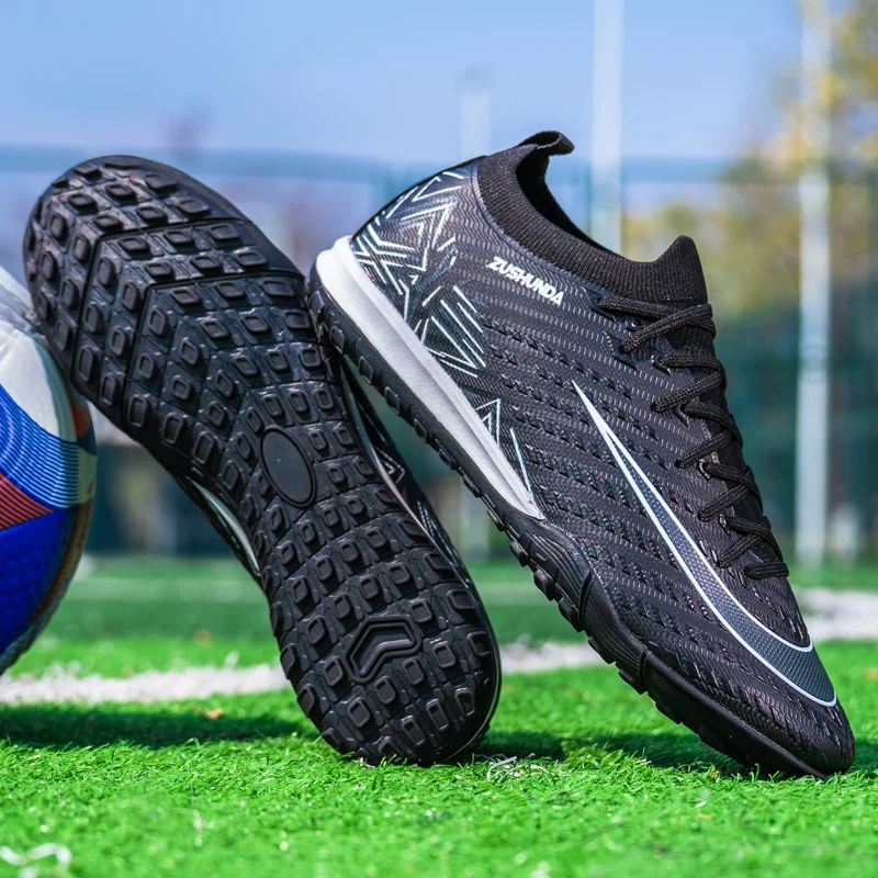 Men's Soccer Shoes TF/FG Non-Slip Turf Soccer Cleats Personalized Design Sport Shoes Casual Sneakers Fashion Football Boot 35-45