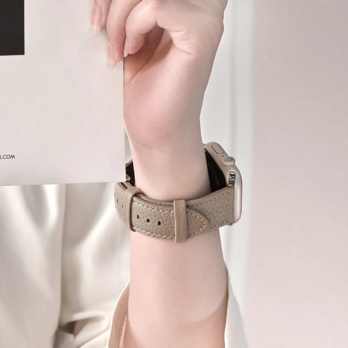 

Real Leather Band For Apple Watch Series 9 8 7 41/45mm Correa Strap 38/42mm 40mm/44mm Ultra 49mm Bracelet iWatch SE 6 5 4 3