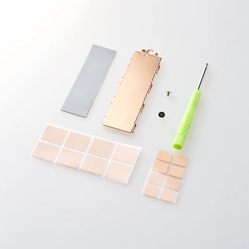 ʹ ָ Ʈ ũ 濭,  Ǹ е , M.2 NVMe 2280 SSD, 0.8mm