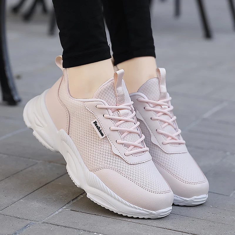 Women Sports Shoes Platform Women Tennis Sport Shoes Ultralight Breathable Mesh Sneakers Fashion Female Trainers