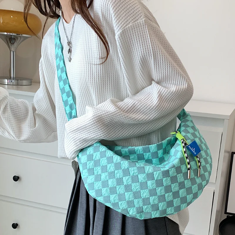 

Сумка кросс-боди Женская в клетку, Модный повседневный вместительный саквояж на плечо с полумесяцем, нейлоновая простая сумочка-мешок