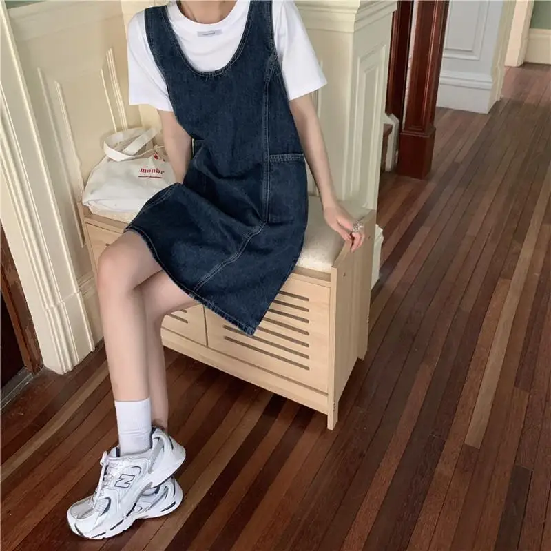 

Denim Strap Dress Summer 2024 New Women's Clothing Korean Version Retro Slimming and Age Reducing Casual College Style Skirt