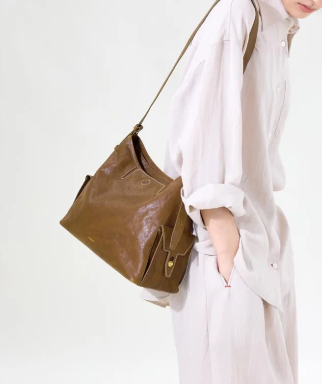 borsa da donna morbida con tracolla monospalla in pelle di alta qualità semplice e suggestiva da montagna_voghion.com