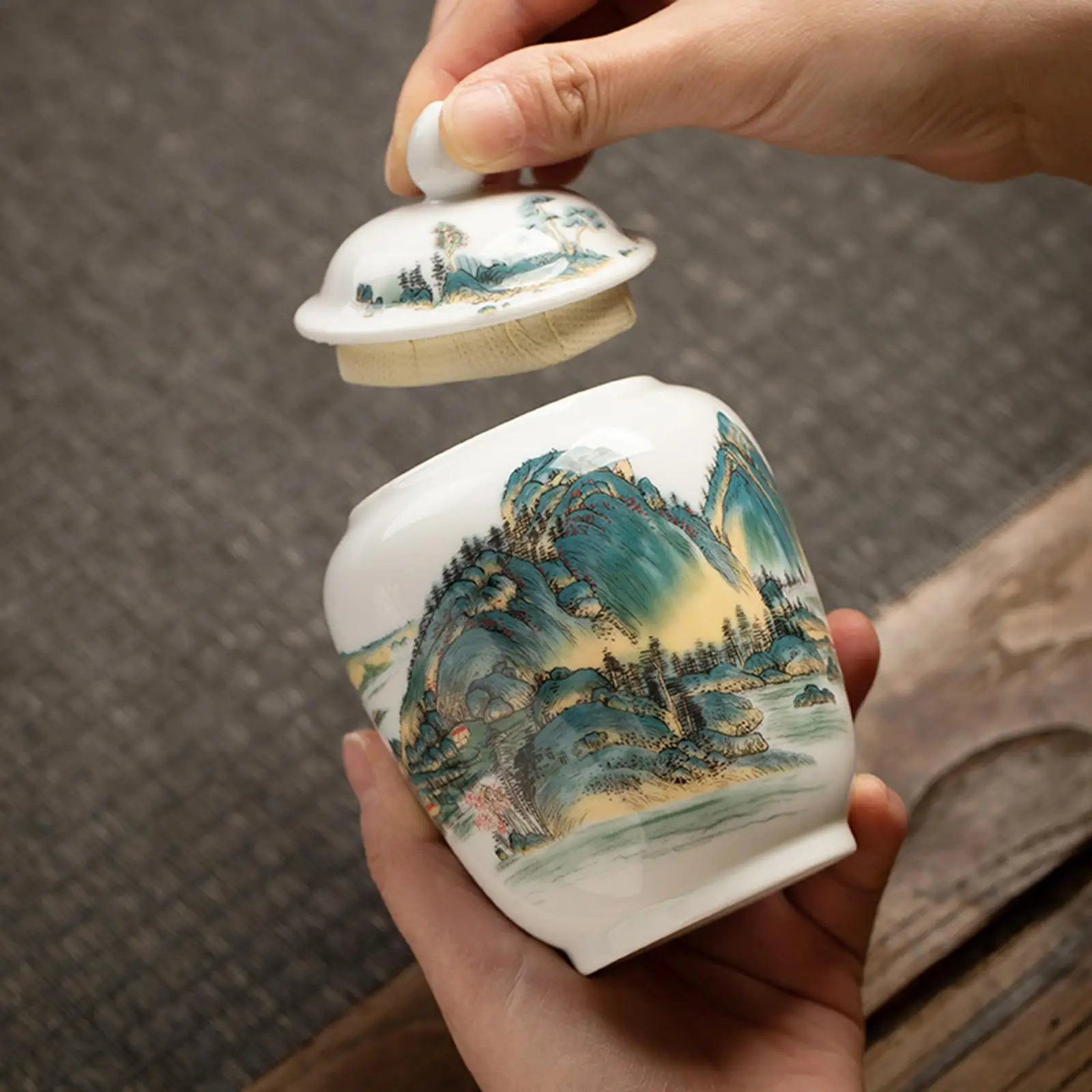 Ceramic Ginger Jar Chinese Vintage Style Gift Decorative Chinoiserie Vase for Countertop Office Party Home Decor Tea Storage ceramic storage jar