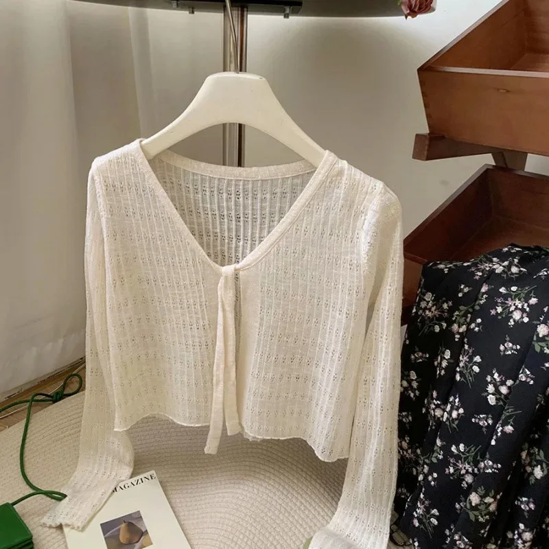 Apricot [knitted 8531]]