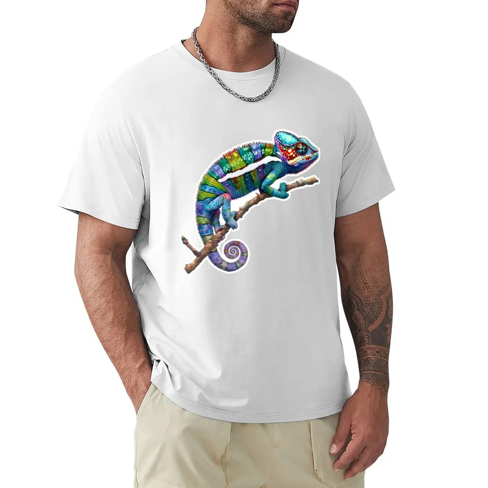 

Пантера Хамелеон прилипает к ветке, яркие и красивые цвета. #5 Мужские футболки в винтажном стиле