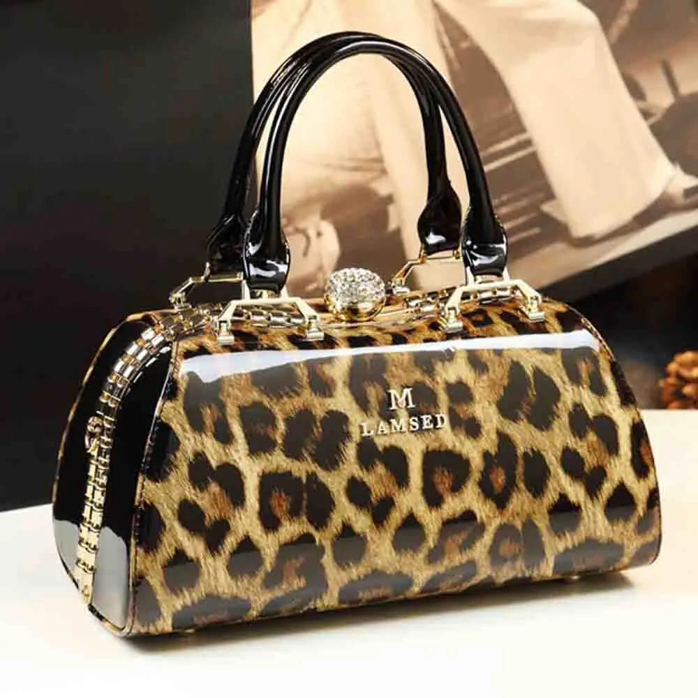 

2023 New Stylish Women Dinner Bag Luxury Patent Leather Top Handle Bags Shoulder Handbag Leopard Print Clutch Purse Noble Tote