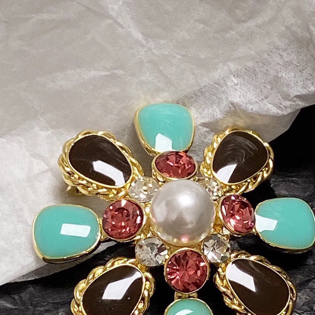 Ladies-Original-Rhinestone-Pearl-Design-Luxury-Brooch-Vintage-Fashion ...