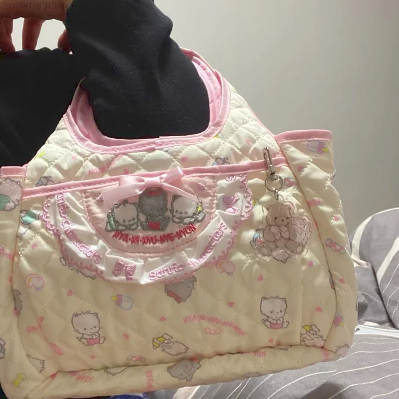 Милые спортивные сумки Sanrio