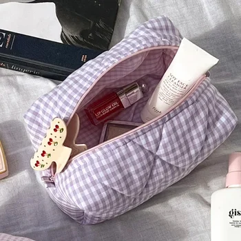 Checkered Floral Makeup Bag 1