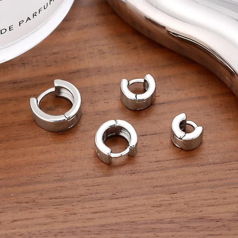 Silver Color Simple Smooth Face Hoop Earrings for Women Fashion Mini Earring Small Circle Huggies Party Jewelry Gifts