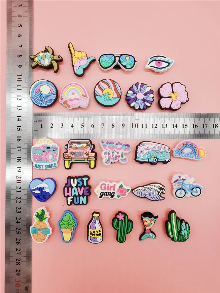 Cute Summer Style Shoe Charms Buckle Decorations Diy Shoe Accessories Fit Wristband PVC Croc jibz Women Children Kids Party Gift