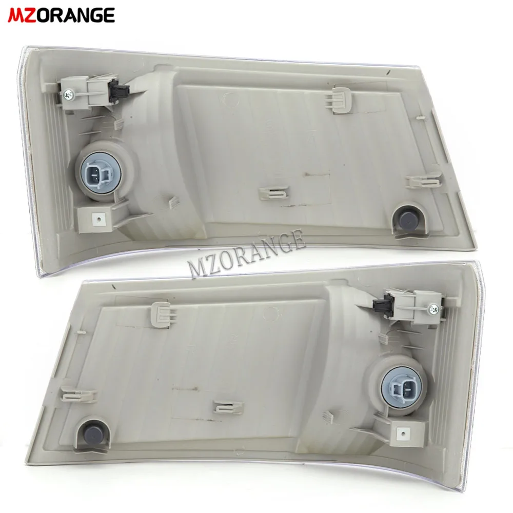 thumbnail image 2 of Car Headlight Mitsubishi Canter Fuso FE FG Corner Light 2 of 9