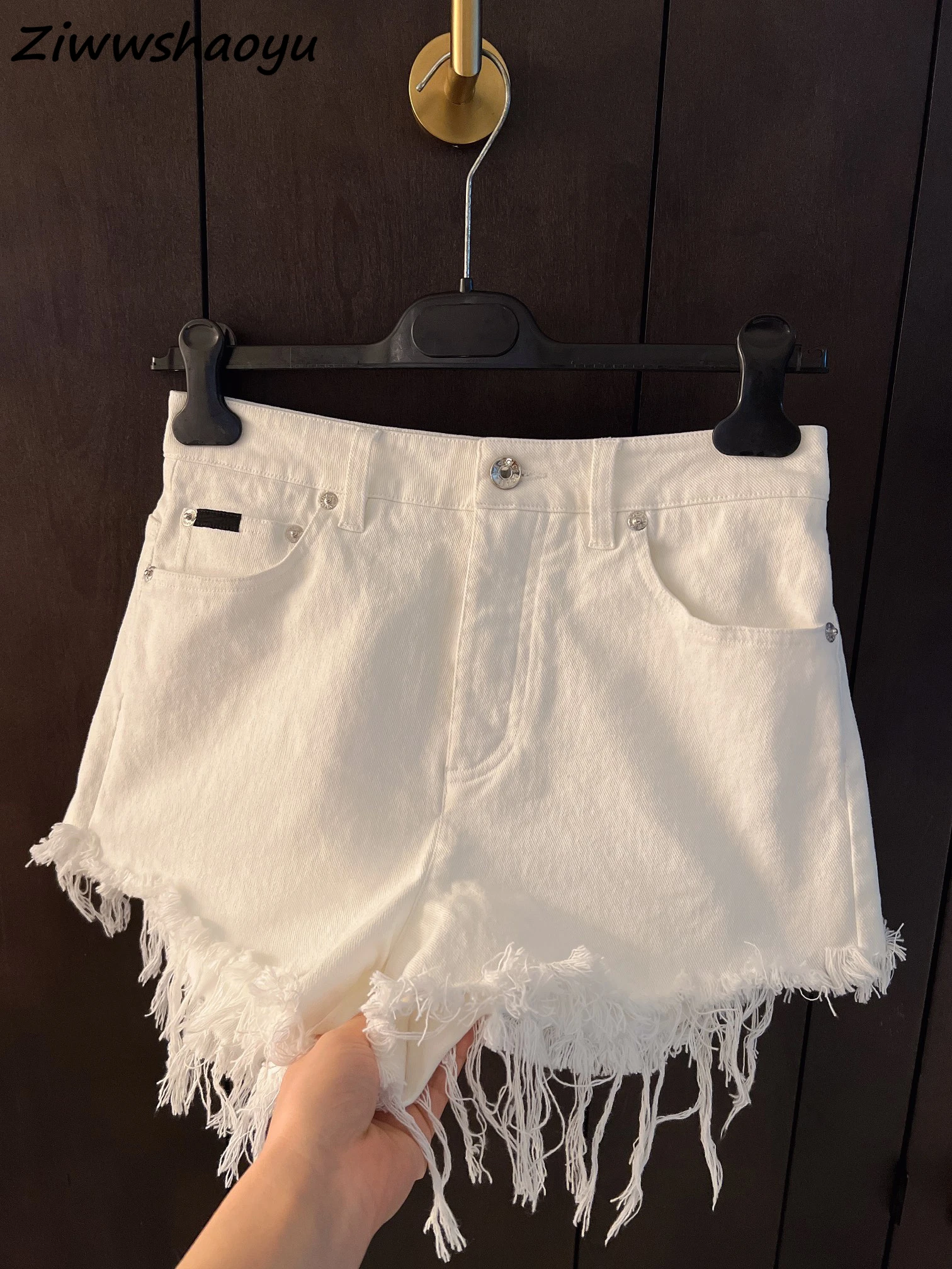 

High Quality Summer Women Fashion Runway Designer High Waist White Solid Color Printed Pockets Tassel Trim Shorts Bottoms