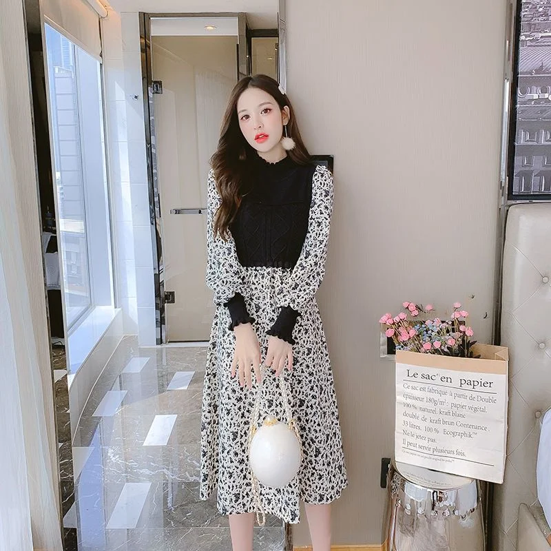

Floral Dress Women Autumn and Winter 2023 Fried Dough Twists Knitted Sweater Long Dress Over Knee False Two Piece Underlay Dress