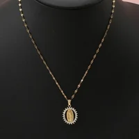 Mode européenne et américaine et magnifique collier creux de la vierge marie en Zircon coloré incrusté d'étoile du ciel pour femmes 3