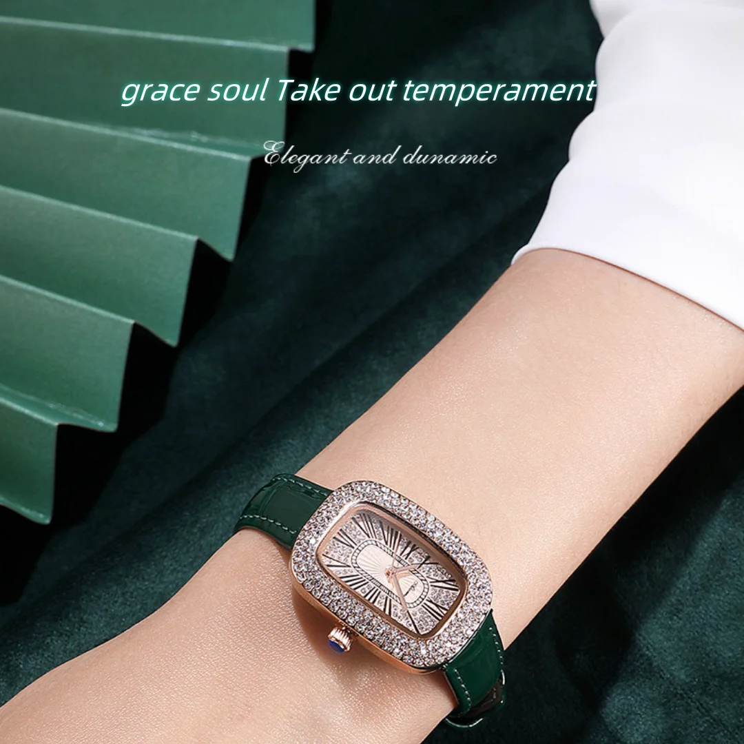Ladies Watches Small Wrist Leather Strap Watch Fashion Diamond Watch Roman Numeral Battery Watches Temperament Versatile Watch 3