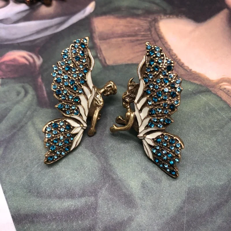 ブリングジュエリー ヴィンテージスタイルのファッションブライダルティアドロップステートメントカラーネックレスジュエリー女性の結婚式のシルバーメッキ