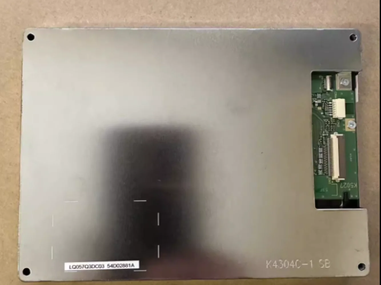 

LQ057Q3DC03 LCD display screen