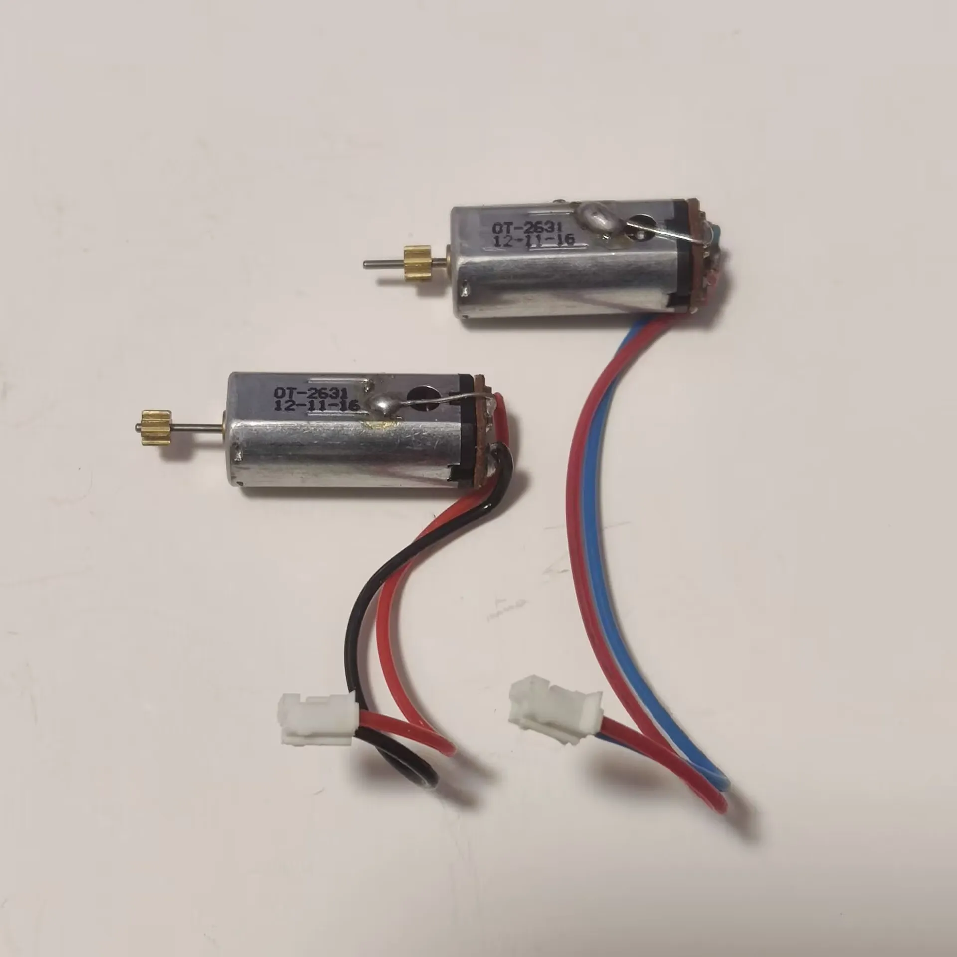 

Двигатель CW CCW комплект двигателя для вертолета SYMA S032G запасной аксессуар