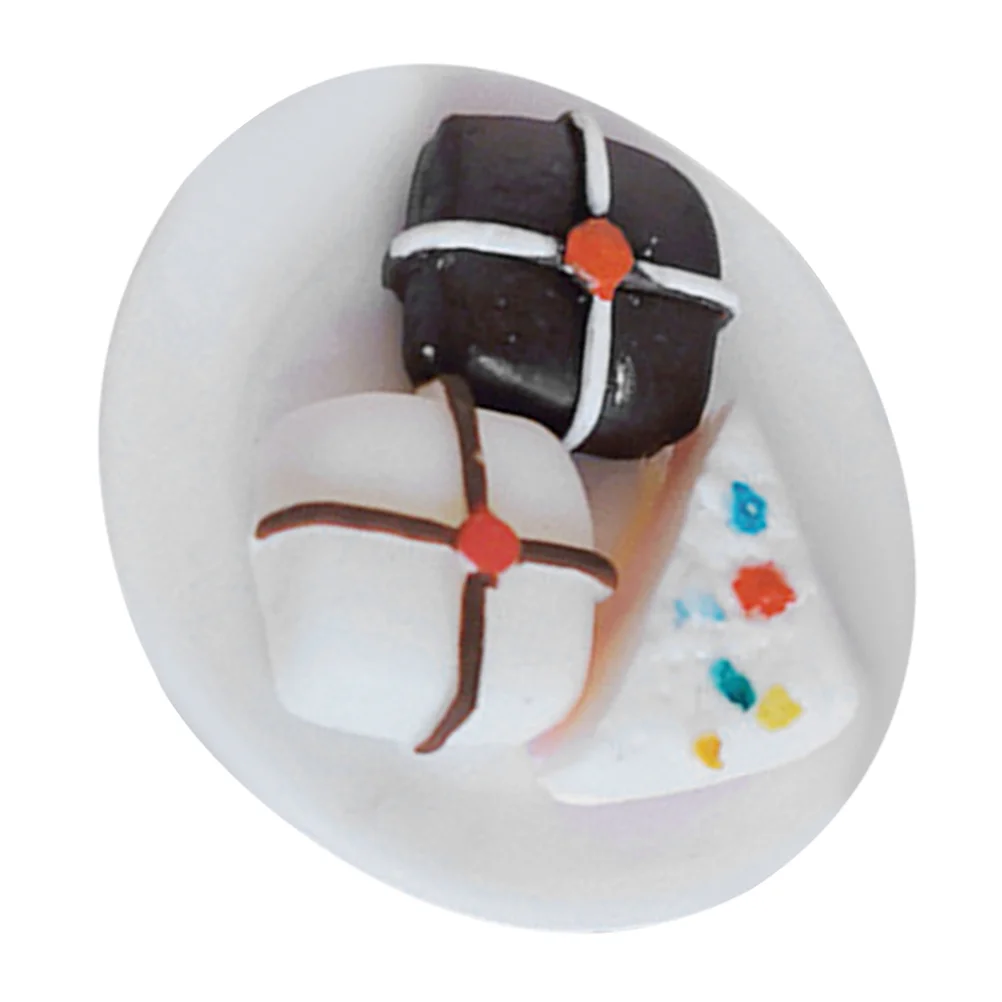 

Mini Cake in Plate Decor Micro Landscape Dessert Mini House Dessert Prop