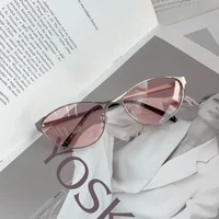 Lunettes de soleil rétro yeux de chat, monture métallique, photographie de rue, tendance, résistantes aux UV, Protection solaire pour voyage en plein air, UV400 4