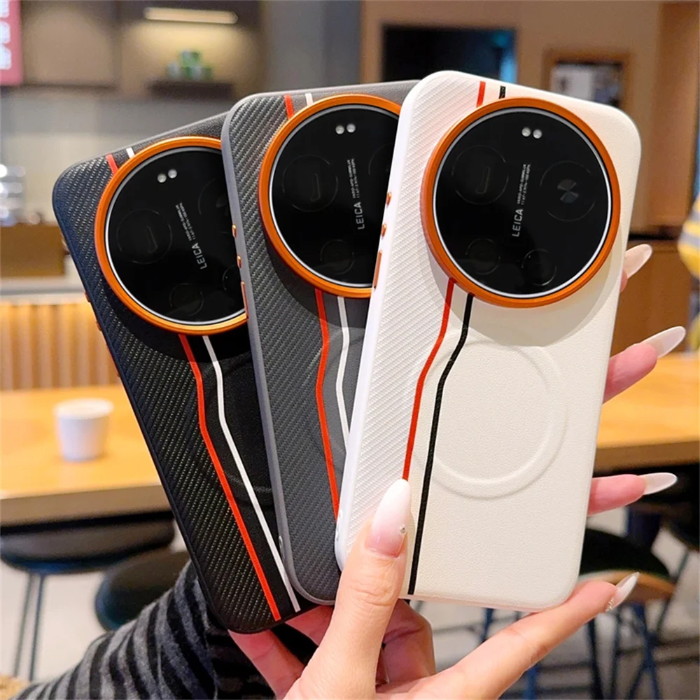 Luxury Carbon Fiber Splicing Leather Magnetic Phone Case