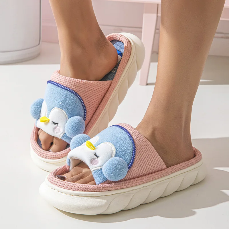 Linen Casual Platform Slippers Women Home Cartoon Penguin Cute Designer Shoes Girls 2024 Fashion House Slipper Flats Large Size