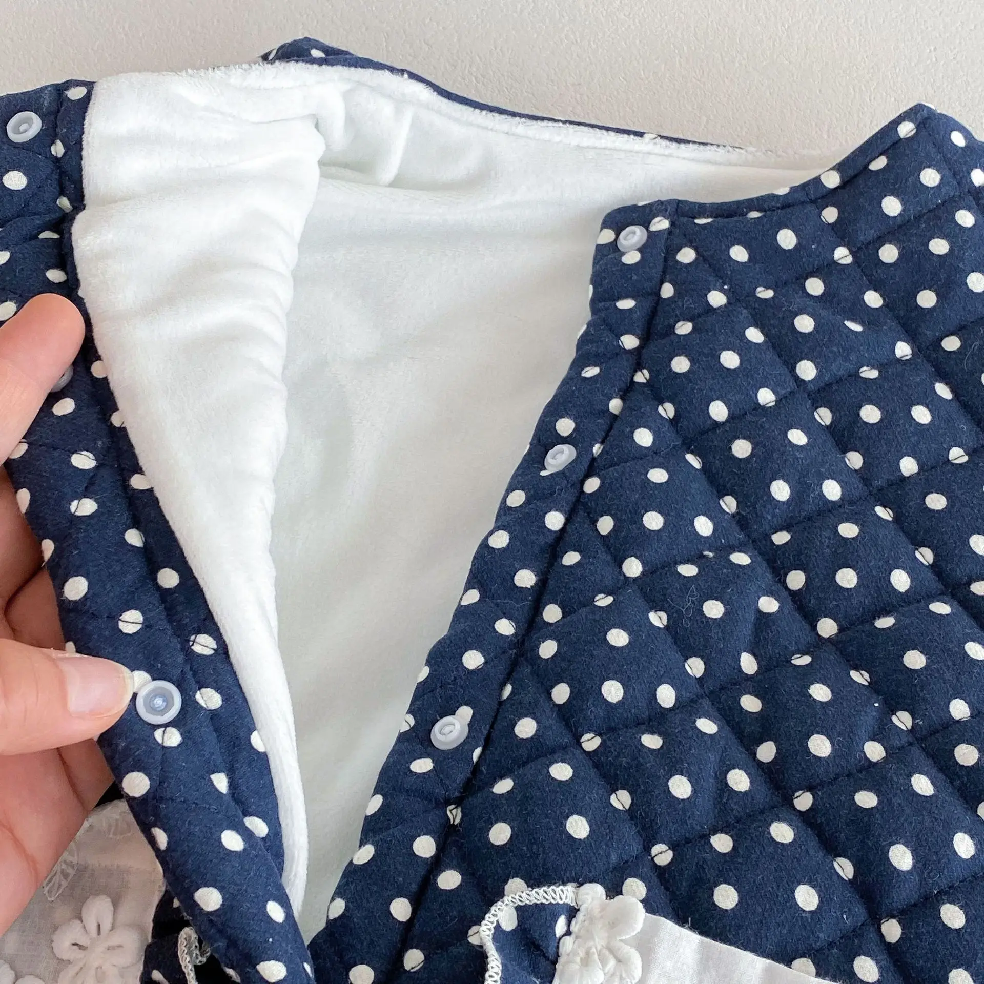 Winter Neugeborene Baby Mädchen Baumwolle Prinzessin Polka Dots Dicker Revers Krabbelanzug Kinder Einteiler Modische Babykleidung – Detail 12