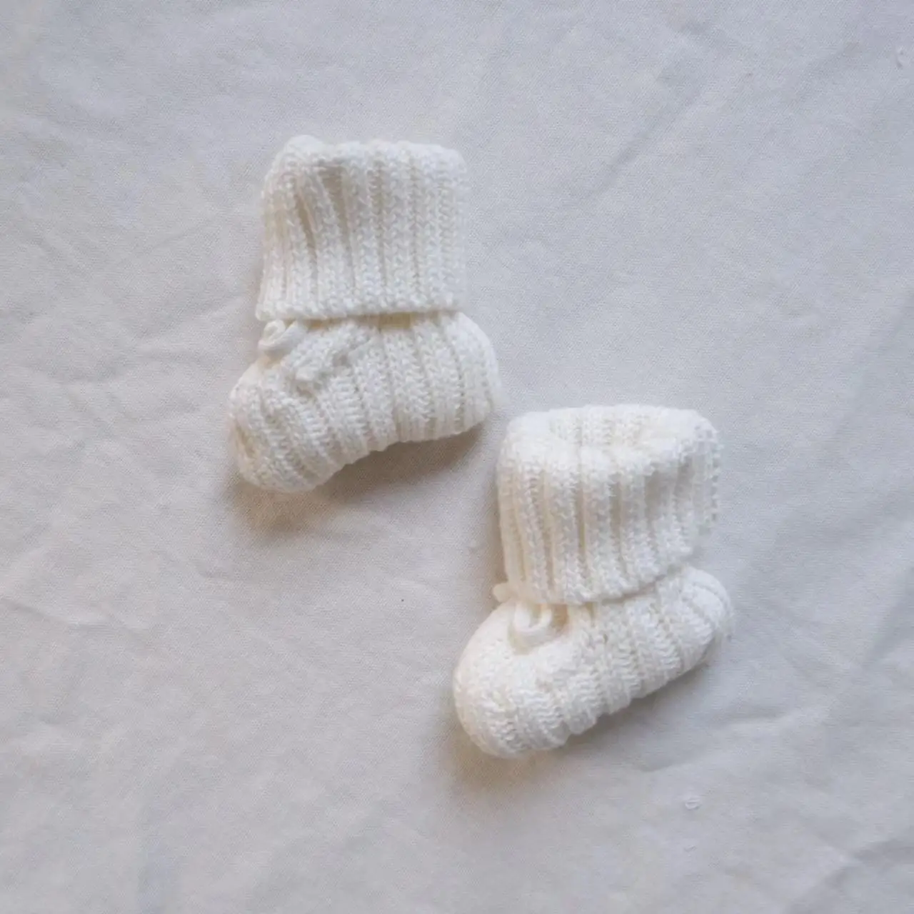 Infant Baby Neutral Booties 100% Cotton Knit Baby Socks Handmade Purple Ivory White Rainbow Baby Shoes Shower Gift 3