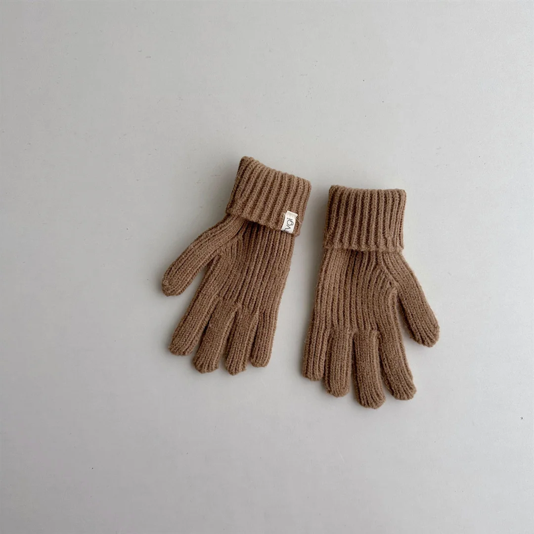 Khaki gloves