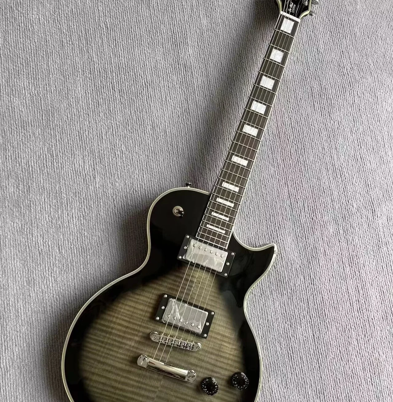 

Relic Electric Guitar Flamed Maple Top 1959 Tribute to Gary Moore Peter Green Smoked Sunburst One Piece Body and Neck BFDJNHE