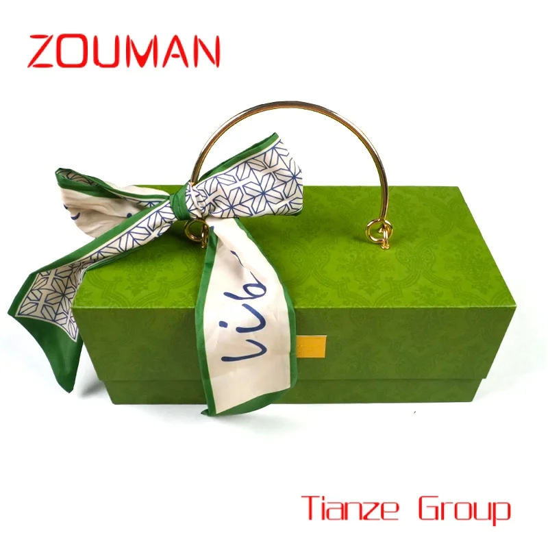 

Custom , new year 2023 gift box cardboard folding packaging boxes with ribbon