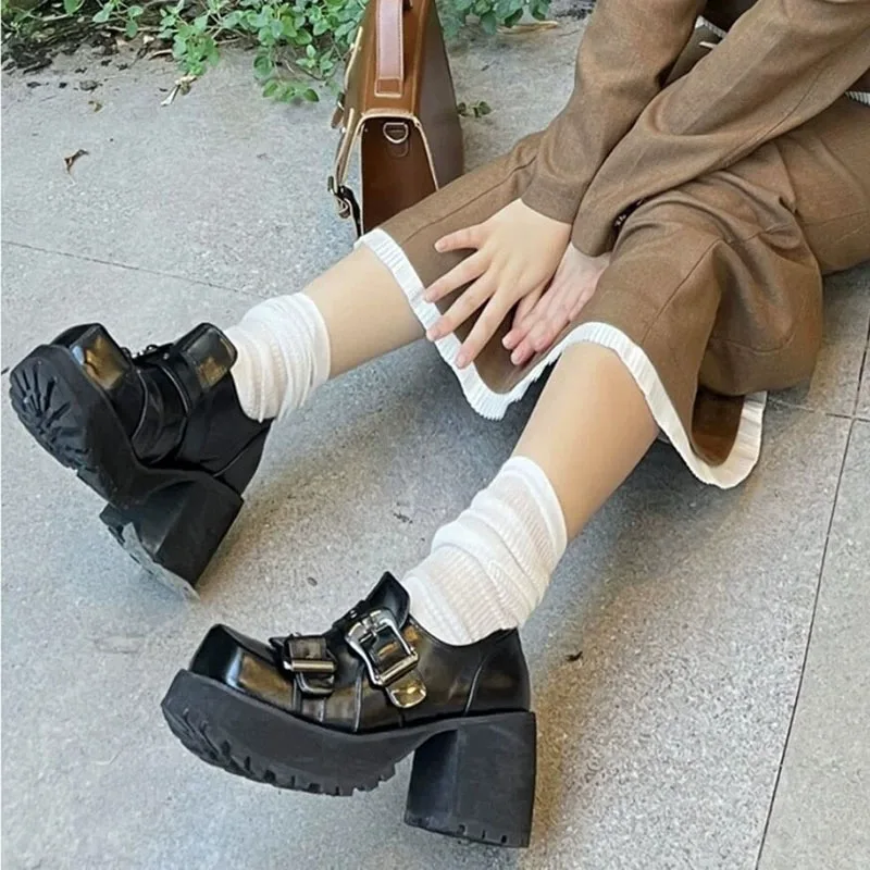 

Special Shaped Toe Thick Heel Dark Style Loafers Women Punk Metal Buckle Shoes Platform Patent Leather Black Pumps Zapato