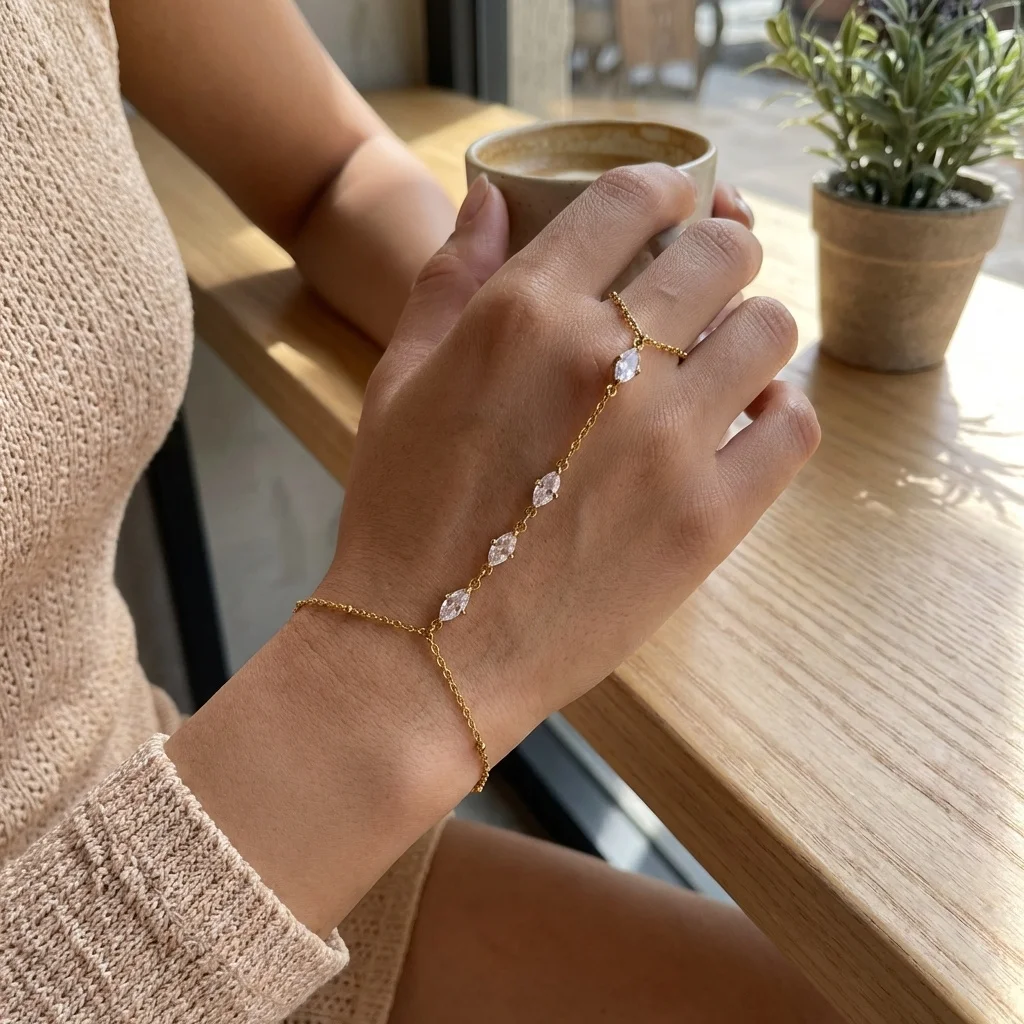 Zierliches Herz-Zirkon-Handkettenarmband für Damen aus Edelstahl mit Perlen – Coquette Ästhetik Schmuck