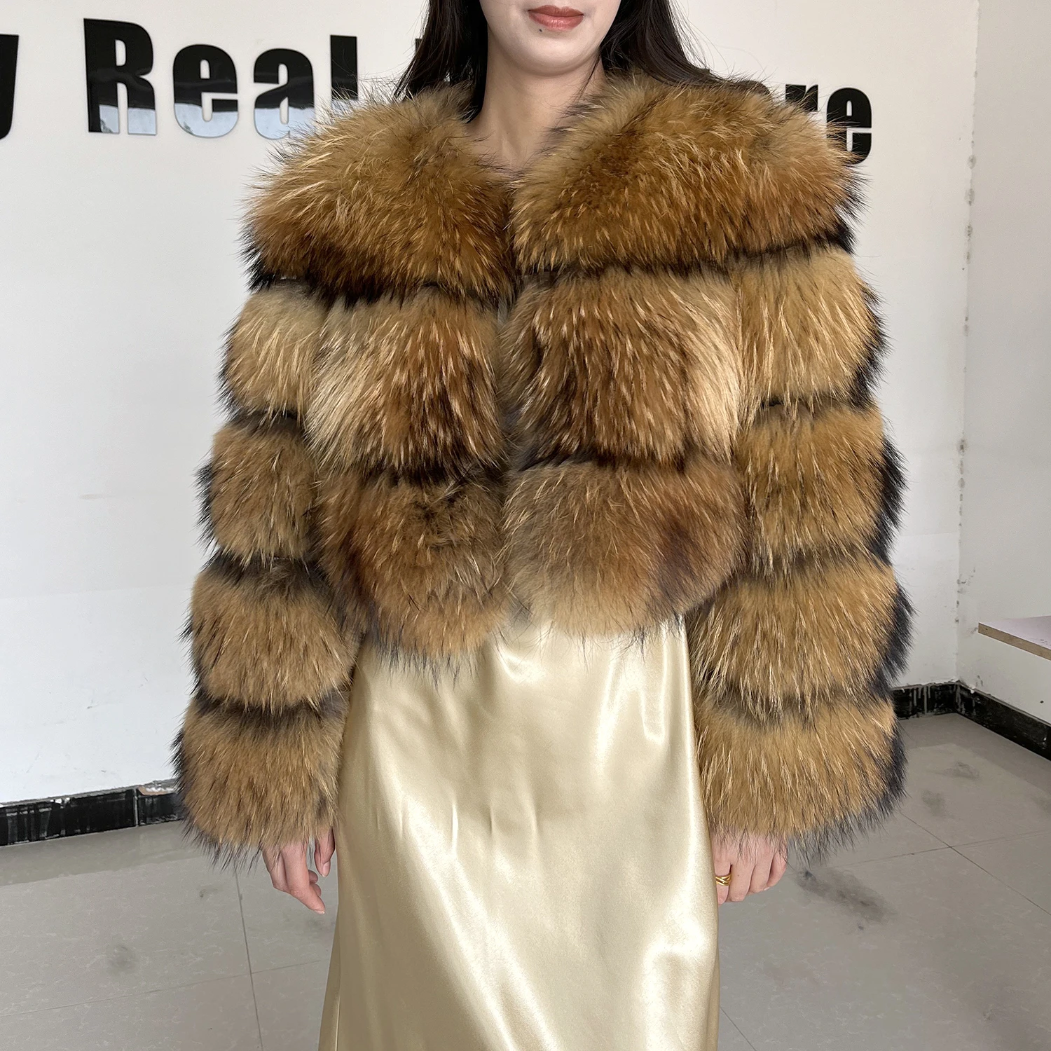 2026 New Style Real Fur Coat 100% Natural Raccoon Fur Coat Women