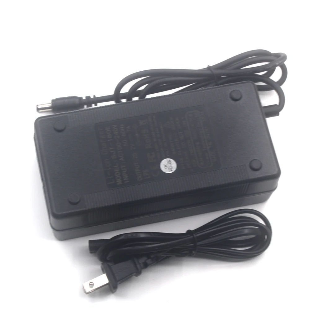 6S 25.2V 7A 리튬 배터리 충전기 21.6V 22.2V 6 시리즈 리튬 이온 배터리 팩 충전기 EU/US/UK/AU 플러그