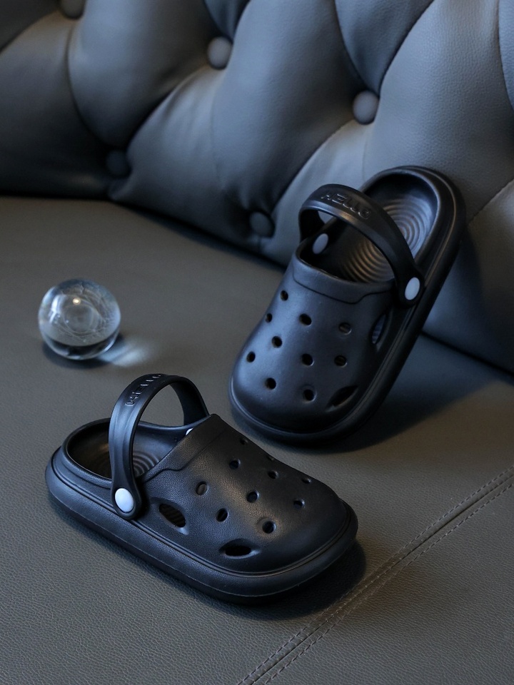 2025 New Summer Slippers Dopamine Boys and Women's Solid Color Indoor and Outdoor Slippers Simple Atmospheric Versatile Slippers