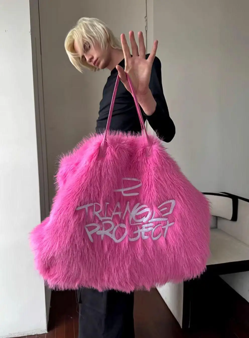 ピンクファーショルダーバッグ one wayザッカ ショルダーバッグ バッグ バニティファーバッグ