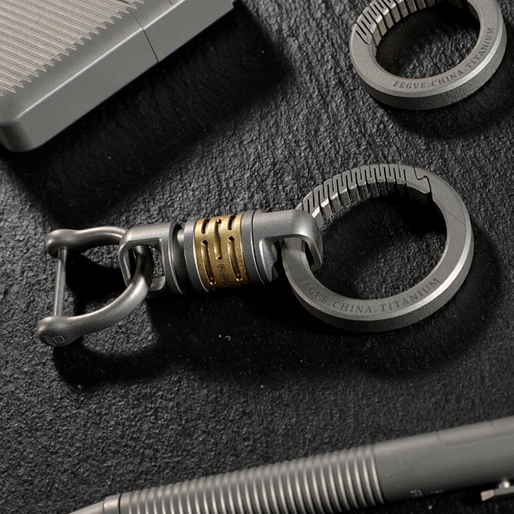 Luxury Titanium Key Chain Spin Rotary for Car Key Ring