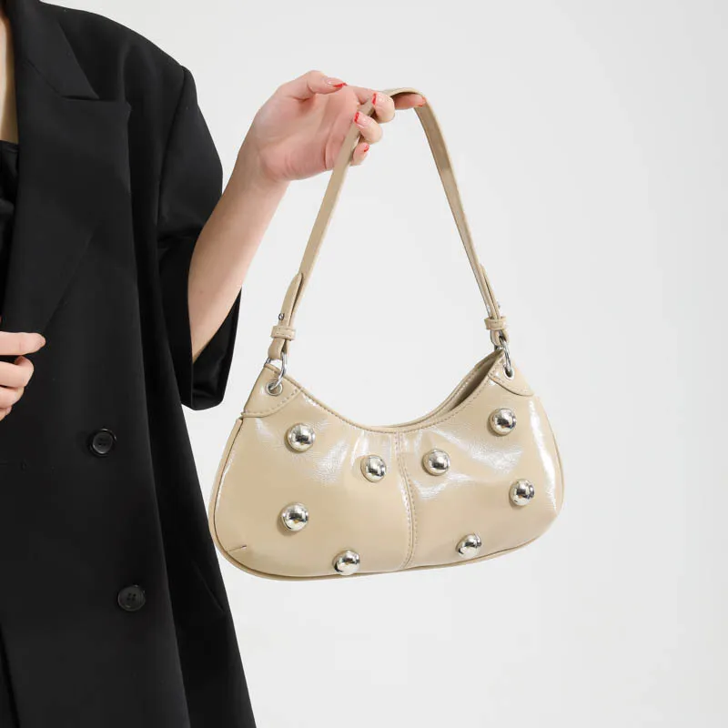 Women PU Rivet Shoulder Bag Trendy Underarm  Solid Color Fashion Tote Handbag Adjustable Strap Cool Sling Chic Hobo Bag
