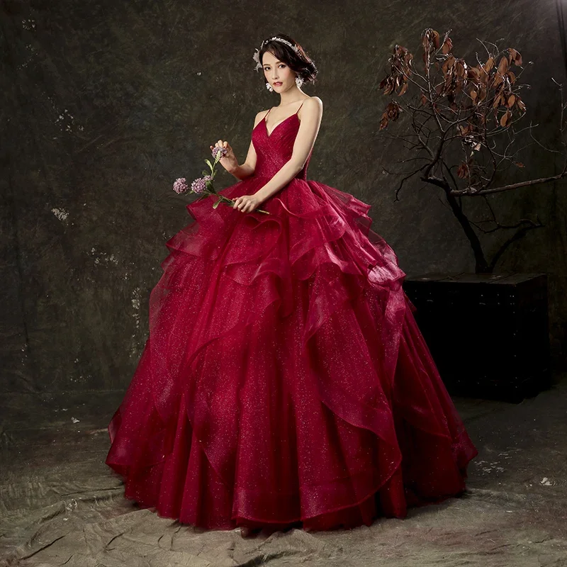 Spaghetti Strap Vestidos Shinny Quinceanera Dresses Classic V-neck Ball Gown Party Dress Plus Size Formal Gown