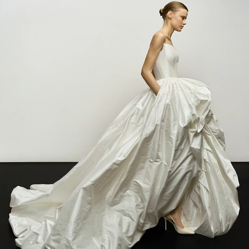 Eightree Princess A-Line Wedding Dresses Strapless High Low Sweep Train Bridal Dress Women Wedding Ball Prom Gowns Customized
